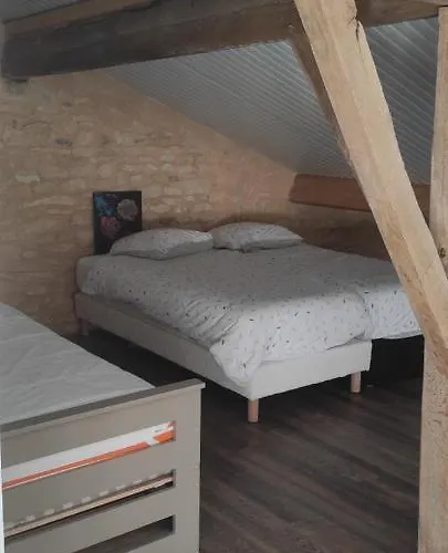 à La Campagne La Grange Le Glorit * Val-de-Livenne